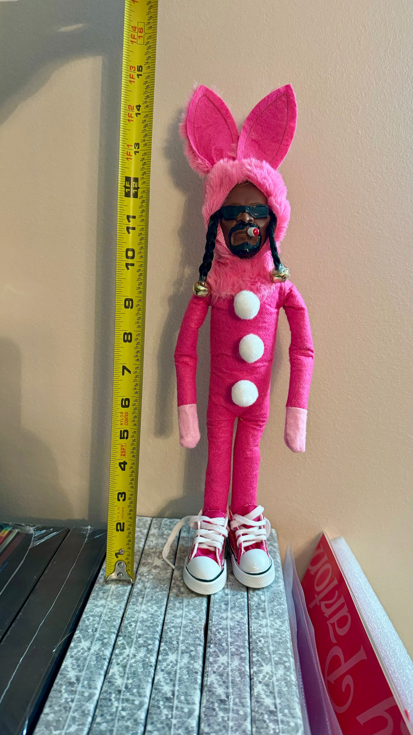 Snoop Dogg - Snoop On The Stoop, A Christmas Story PINK BUNNY Outfit (Rare)